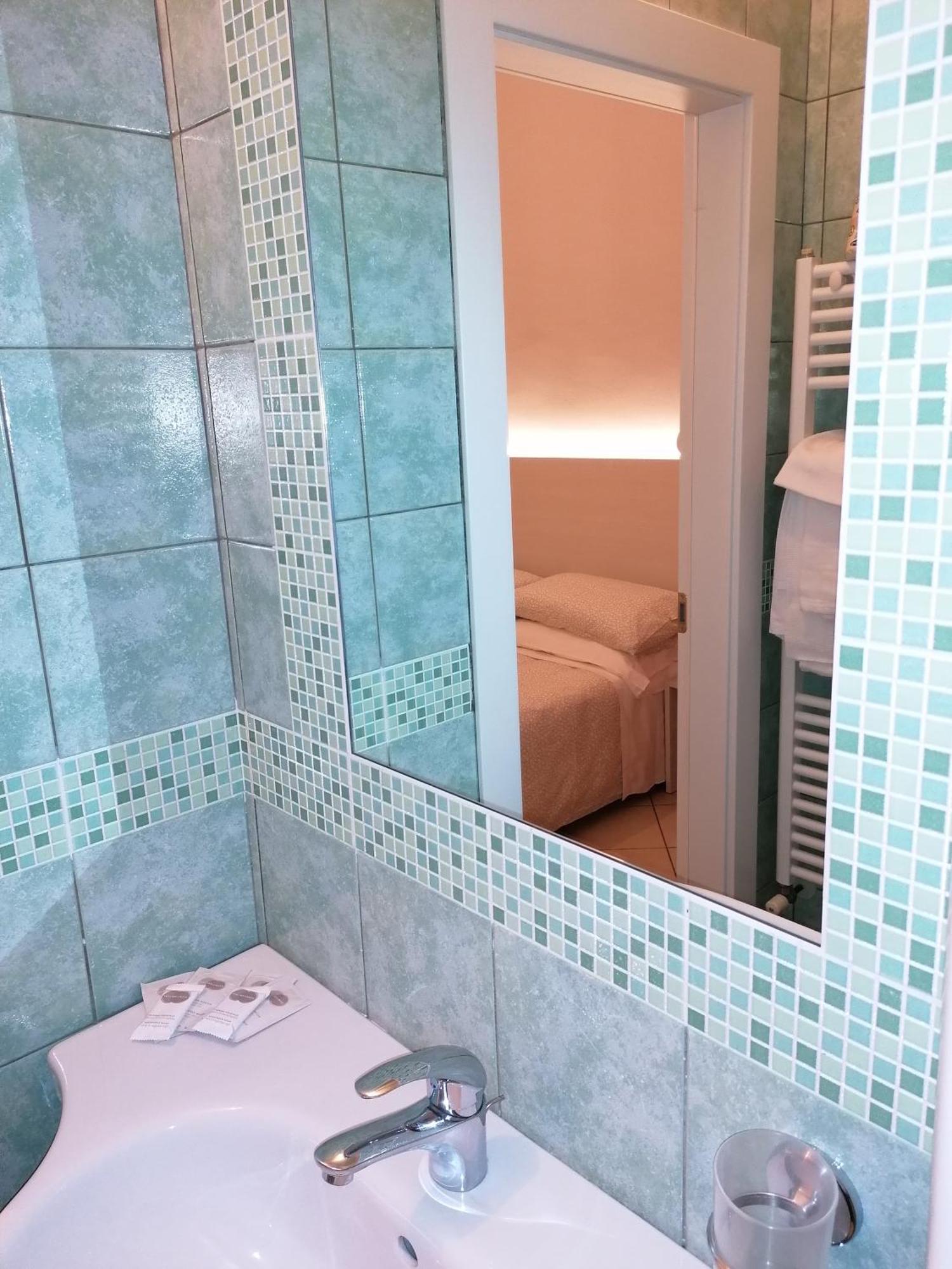 Hotel Andrea'S Rimini Chambre photo