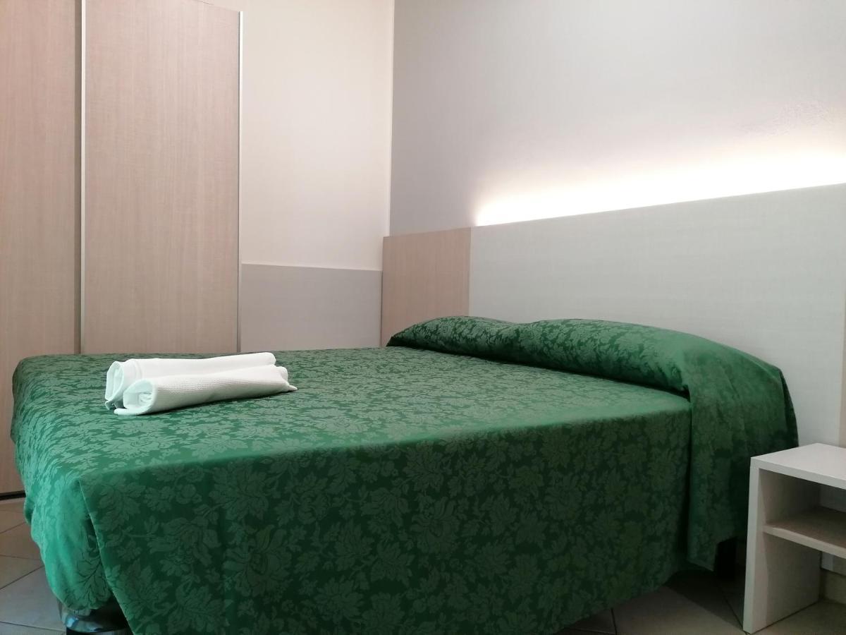 Hotel Andrea'S Rimini Extérieur photo